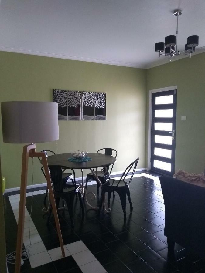 Kindred Studio Apartments Leeton エクステリア 写真